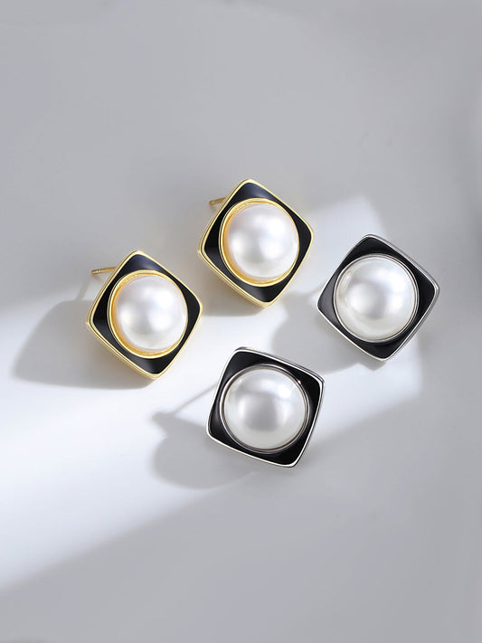 Mystery Black Pearl